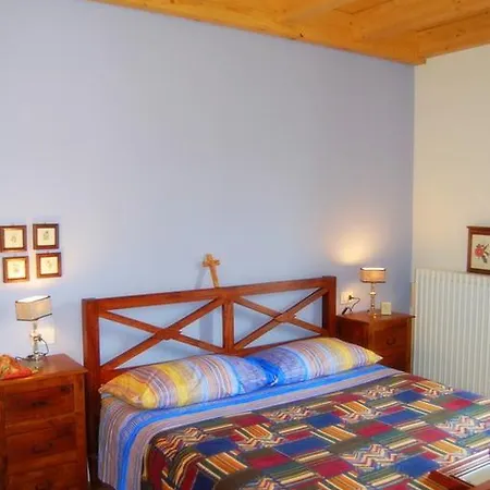 Lagocomoholiday Ferienhaus *